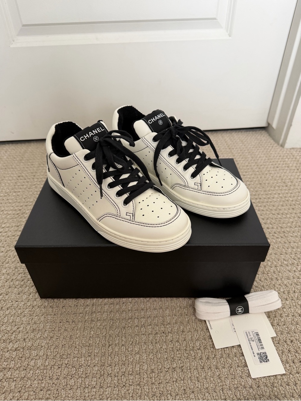 Chanel Women’s White/Black Leather Low-Top Sneakers